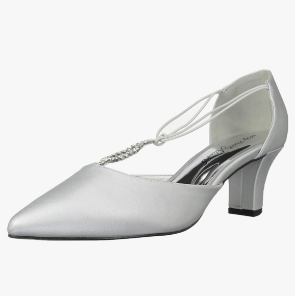 Easy Street Silver Satin Moonlight Dress Pump Size 6 Extra Wide - Picture 1 of 9